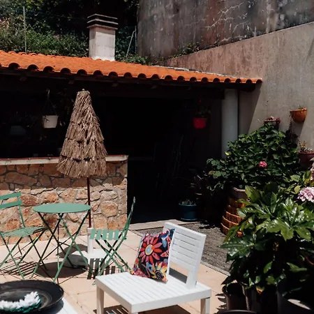 Quarto em Acomodações Particulares Casa Da Avó Bela *