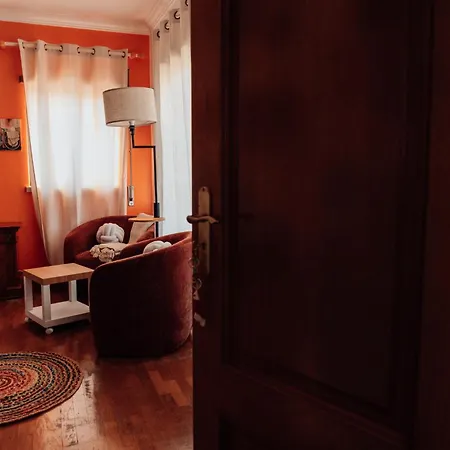 Quarto em Acomodações Particulares Casa Da Avó Bela *